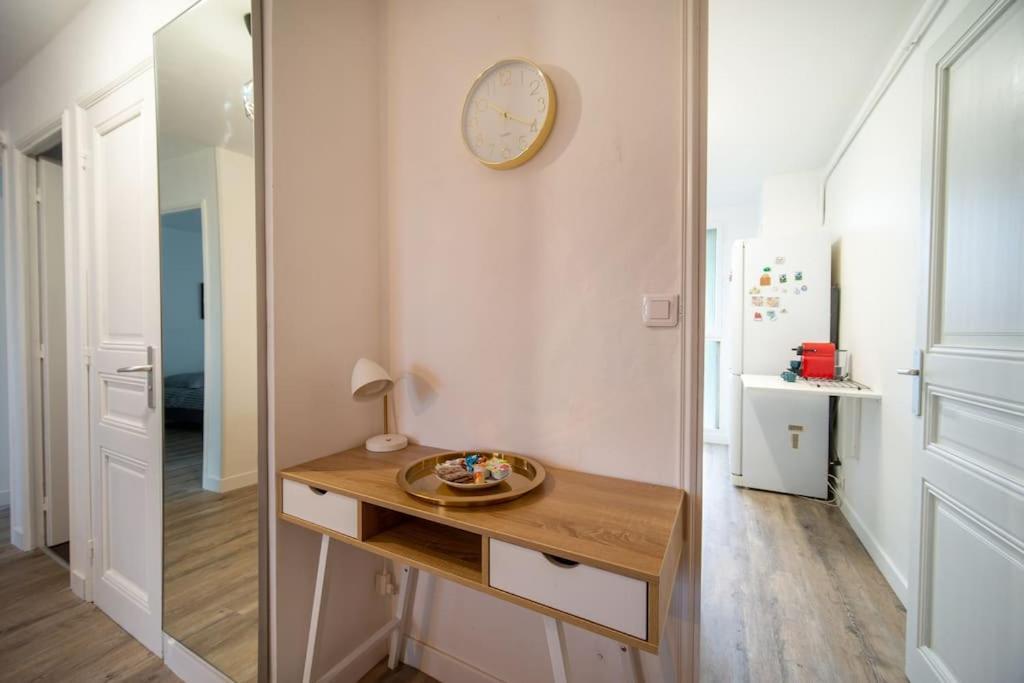 Fully Equipped Apartment Balcony Sleeps 7 Wifi Marseilles Buitenkant foto