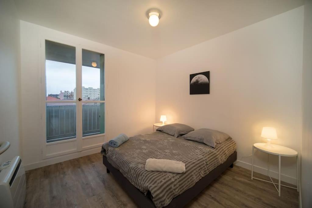 Fully Equipped Apartment Balcony Sleeps 7 Wifi Marseilles Buitenkant foto
